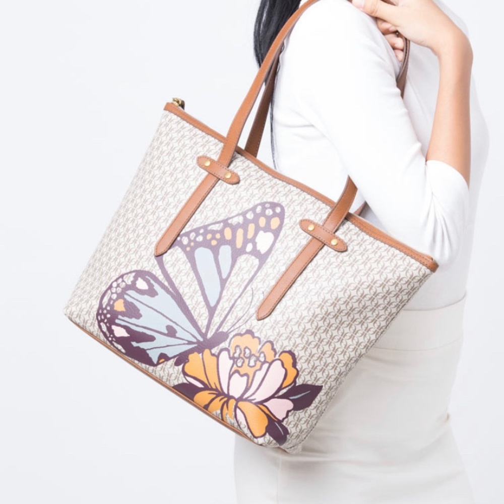 💵 SOLD 💵 FOSSIL Felicity Tote Butterfly Signature PVC Bag - Picture 1 of 3